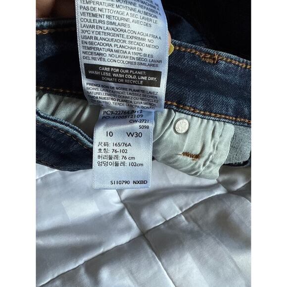 LEVIS DENIZEN SHORTS size 10 - Picture 4 of 4